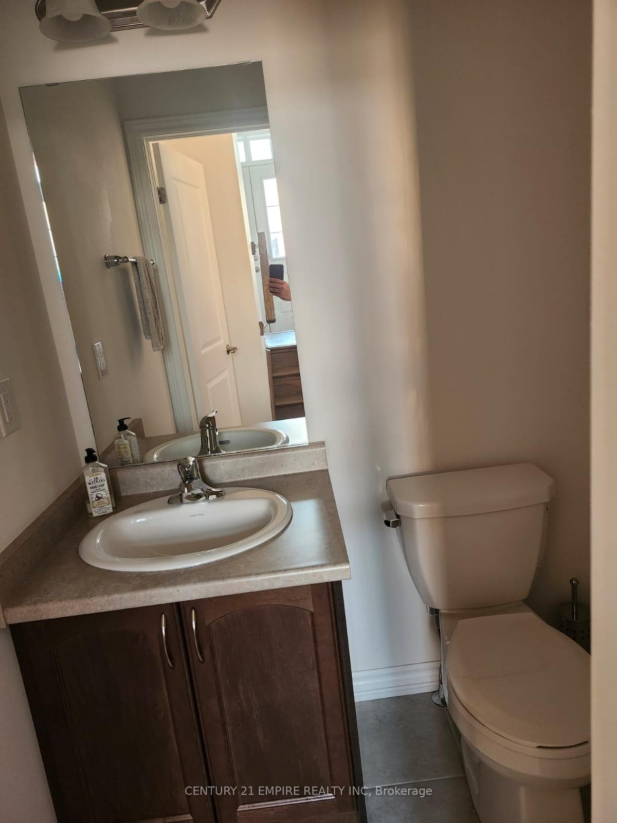 200 Flagg Avenue photo 19