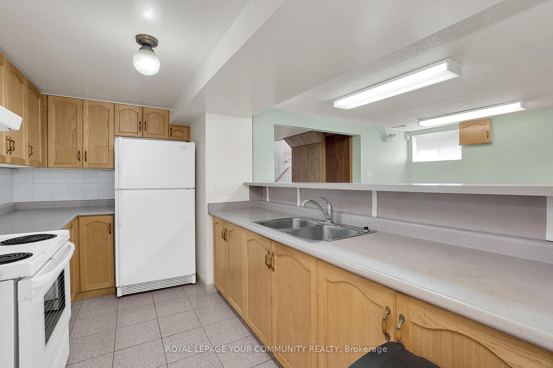 100 North Carson Street photo 31