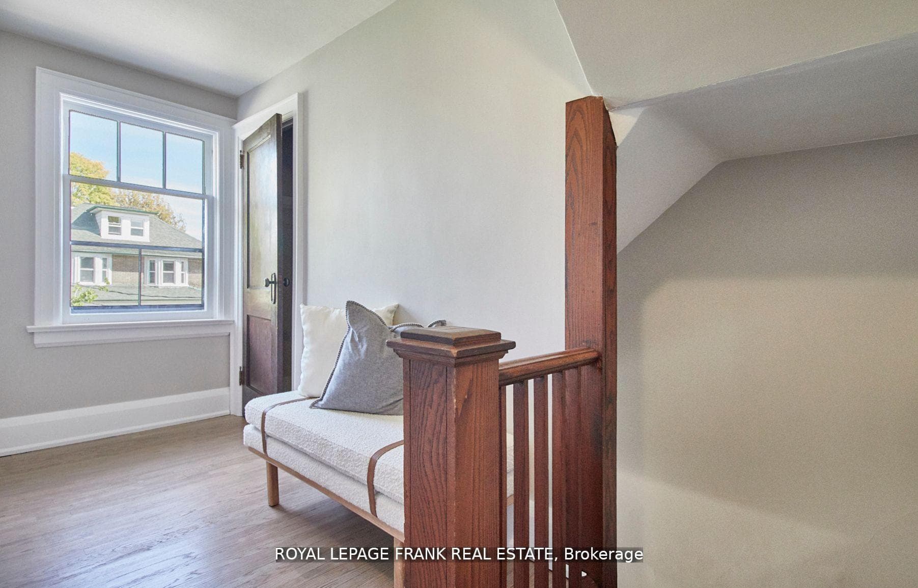 95 Agnes Street photo 27