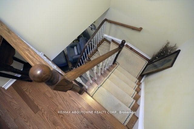 1175 Treetop Terrace photo 10