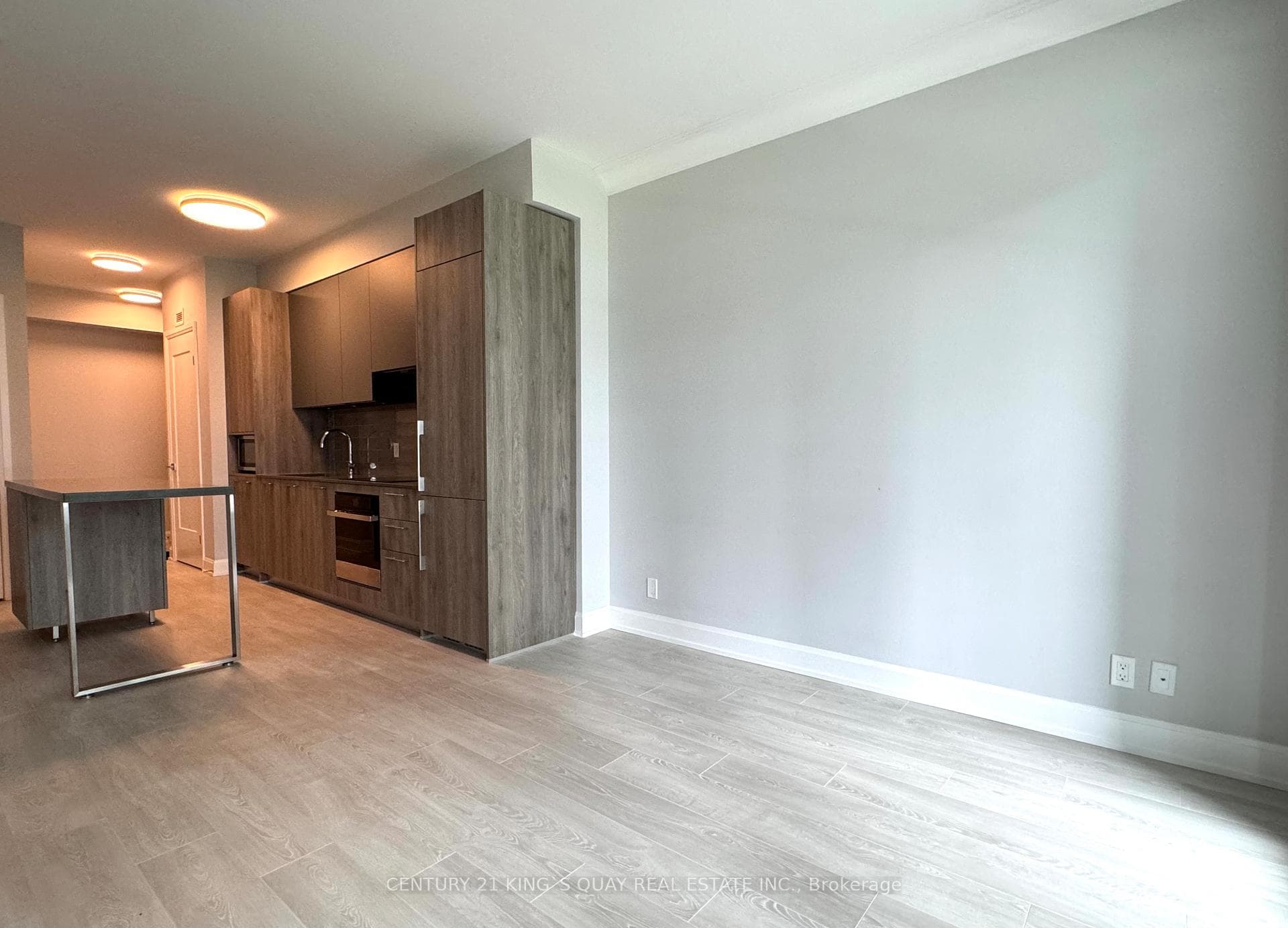 38 Waterwalk Drive Unit 331 photo 9
