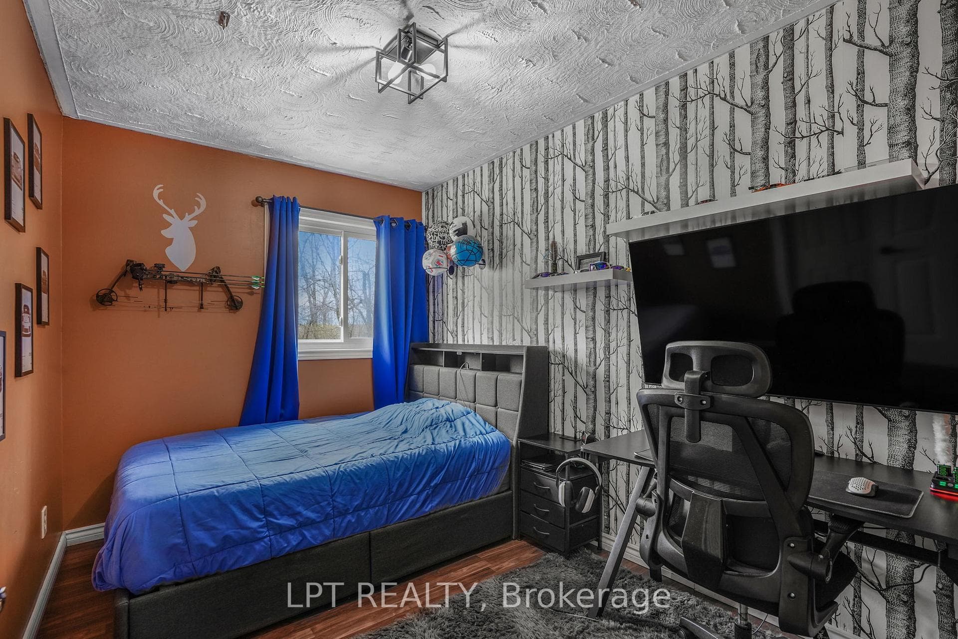 548 Pharand Street photo 16