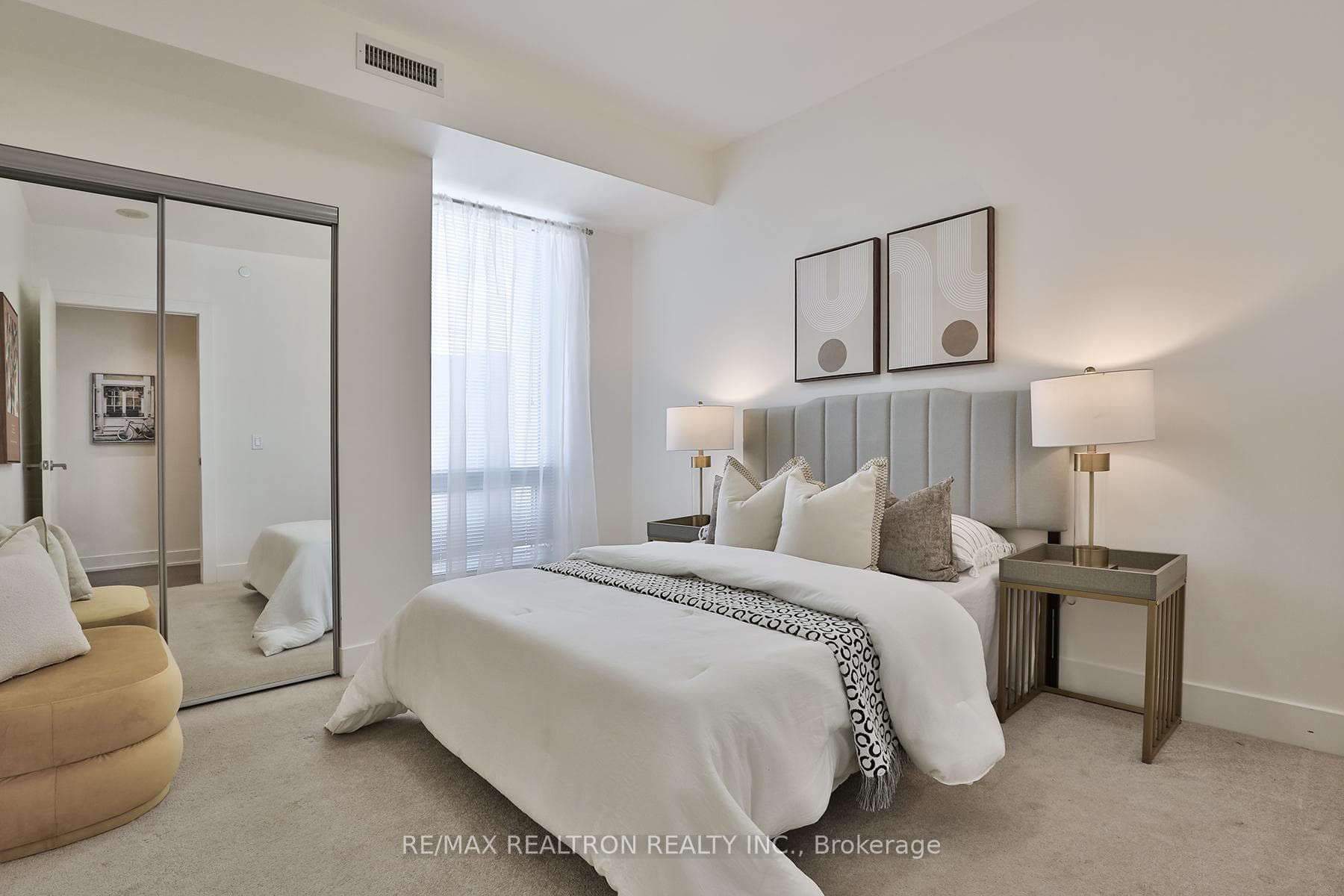 3018 Yonge Street Unit #204 photo 22