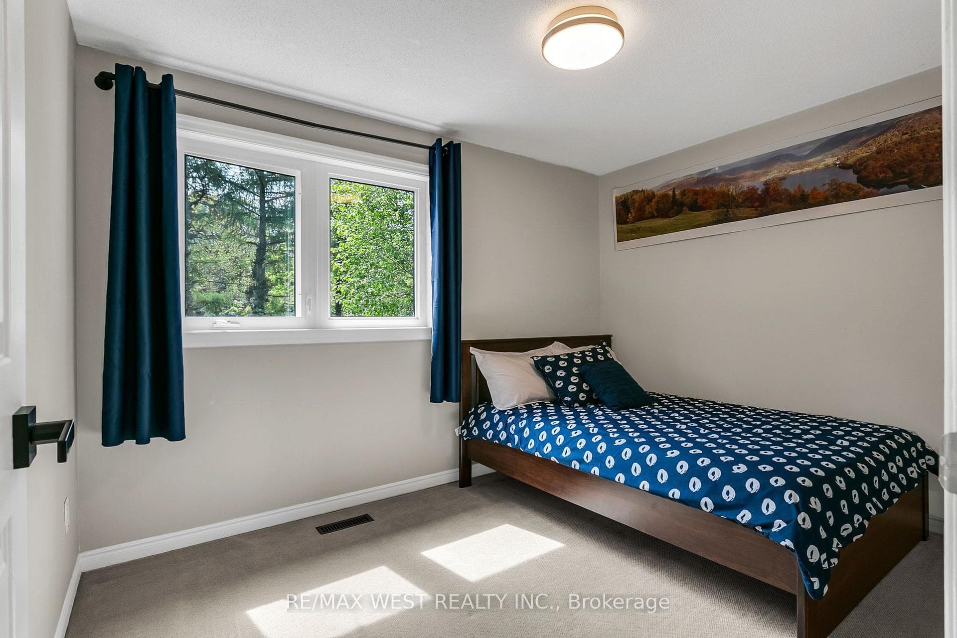 930 Maramis Court photo 30