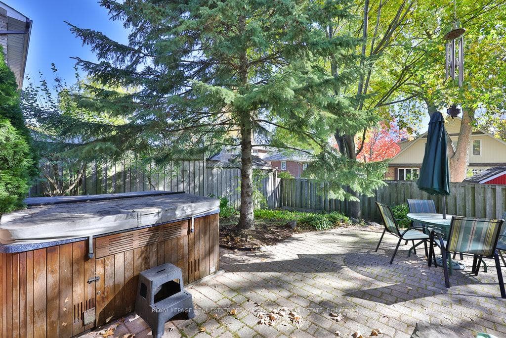 700 Fieldstone Road photo 40