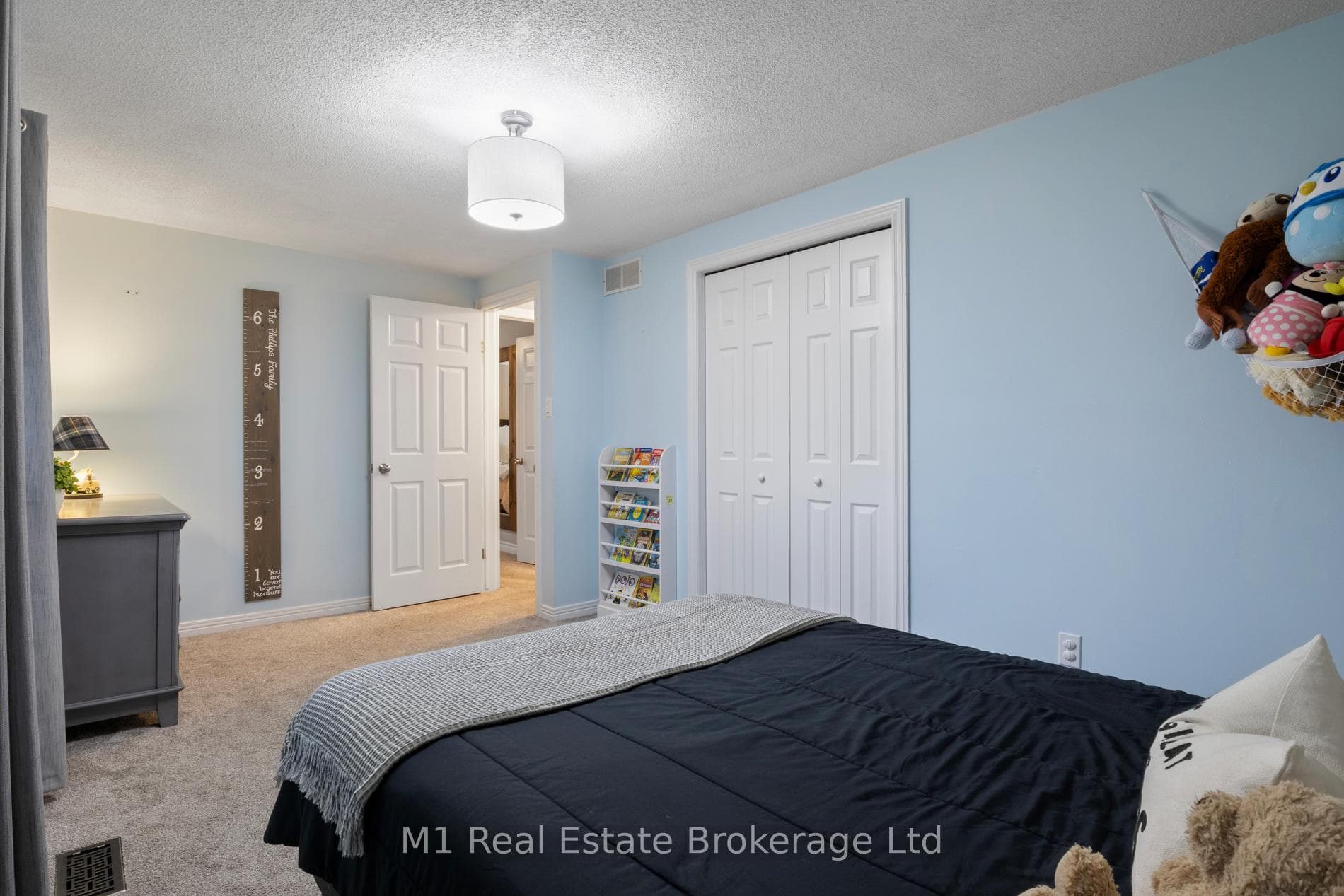 516 Harvey Street photo 21
