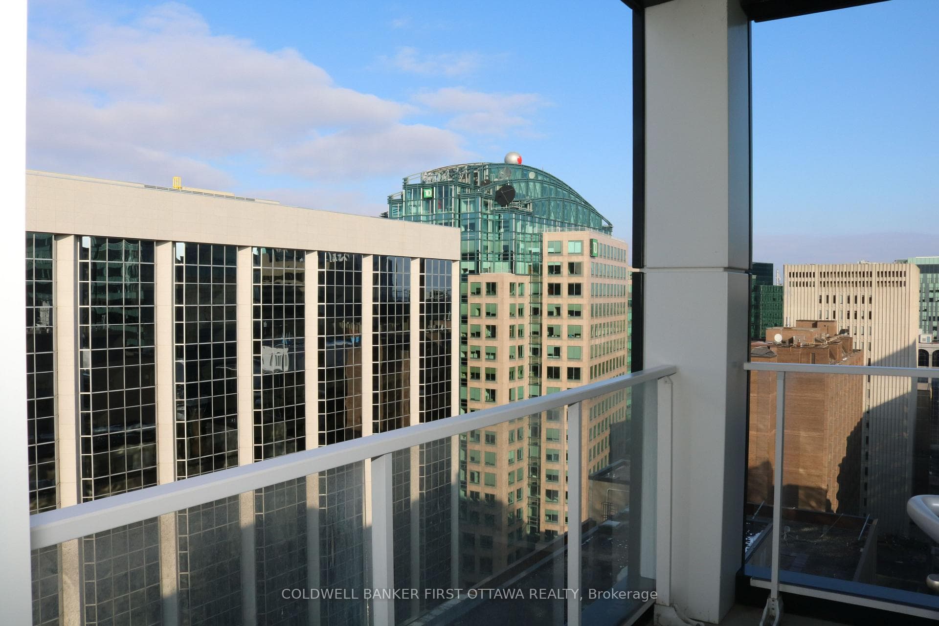 199 SLATER Street Unit 2013 photo 29