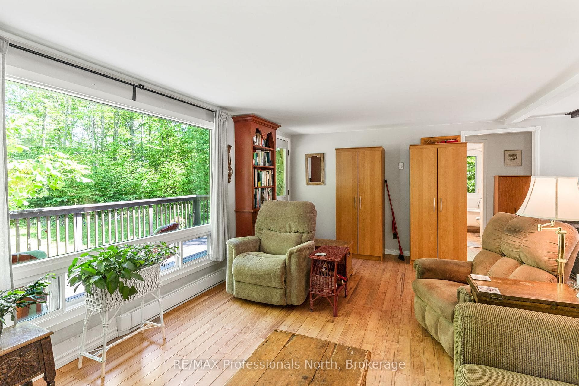 4792 Harburn Road photo 8
