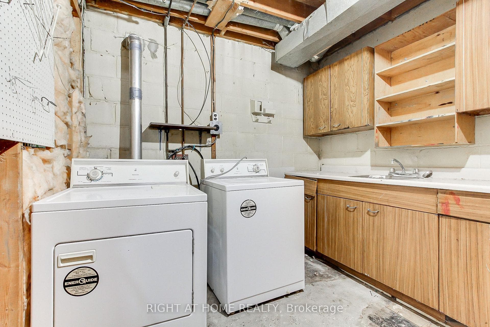 Basement Laundry Room