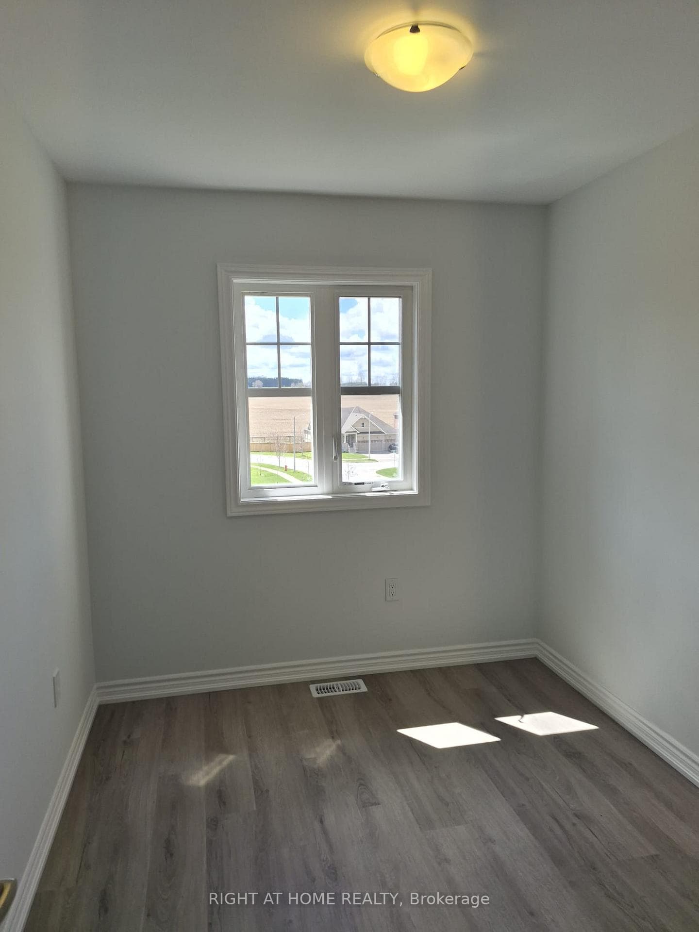 17 Ravenscraig Place photo 20
