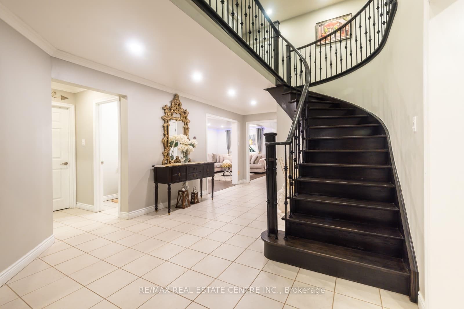 3683 East Park Court photo 3