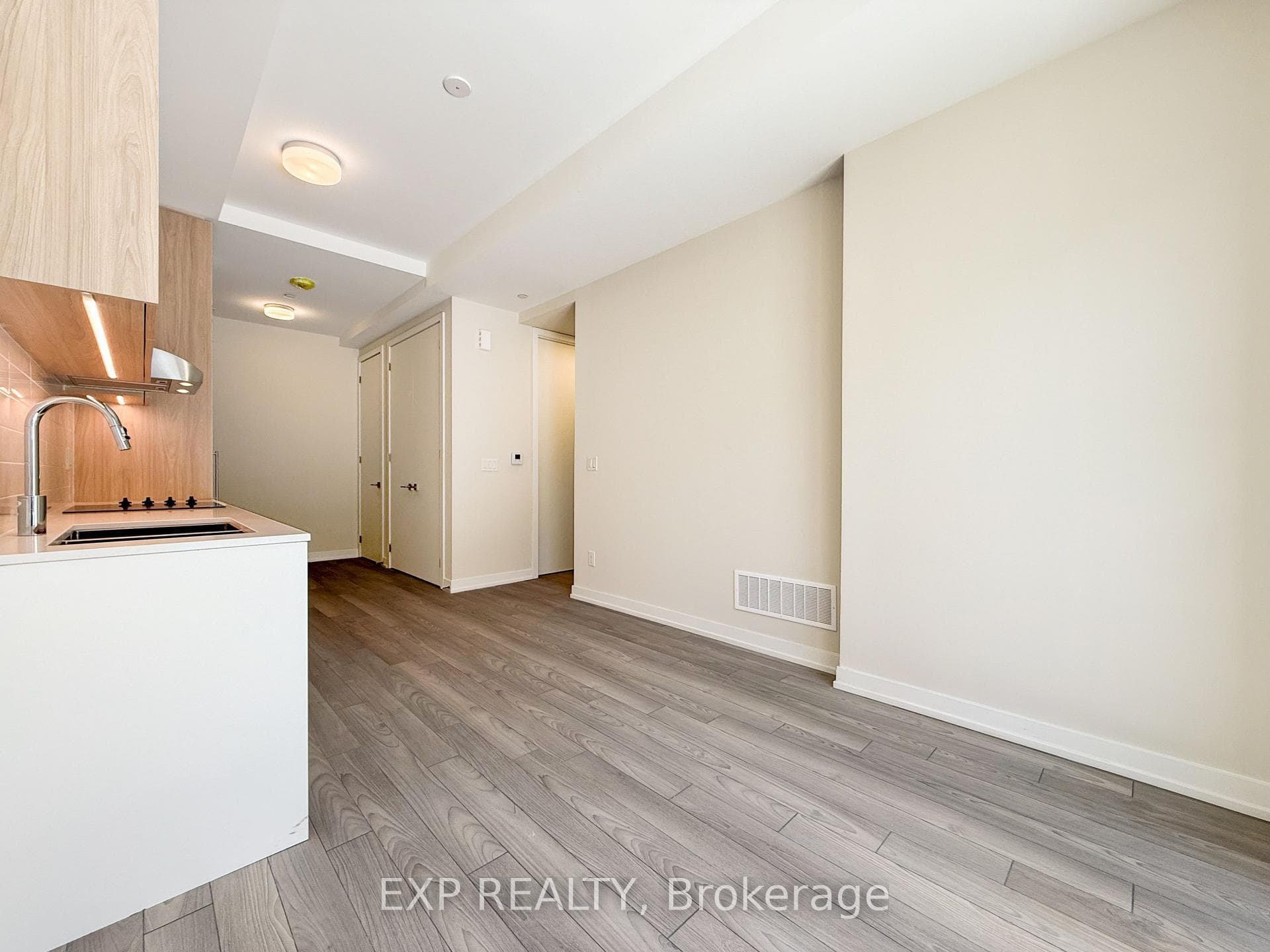 10 Walder Lane Unit G102 photo 9