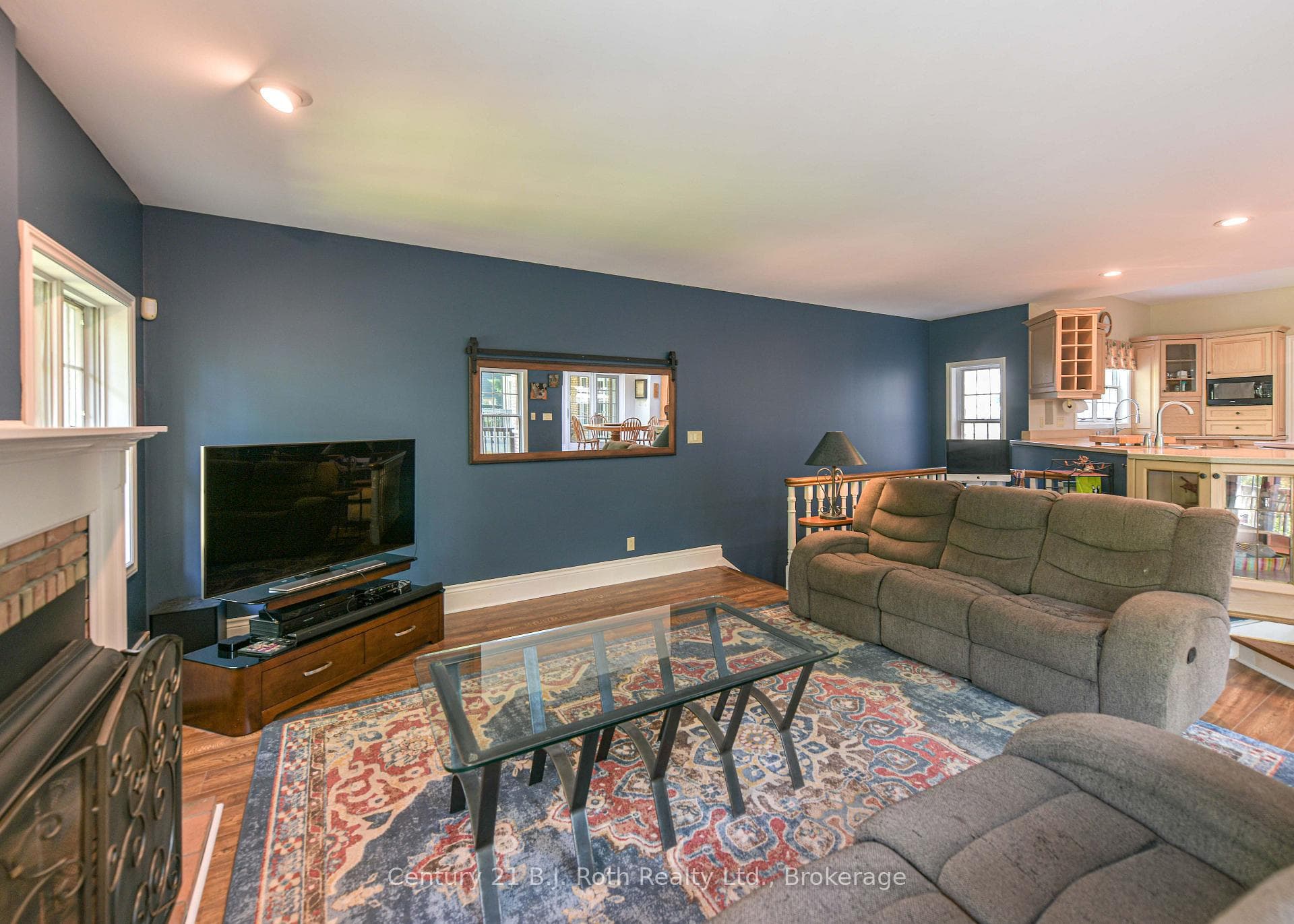 403 Bay Street photo 18