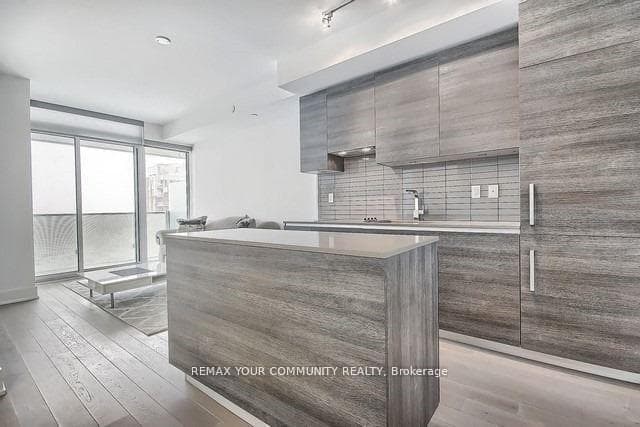 200 Bloor Street Unit 2006 photo 12