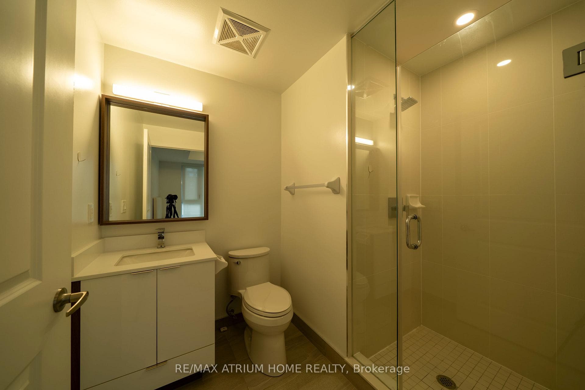 543 Richmond Street Unit 725 photo 6