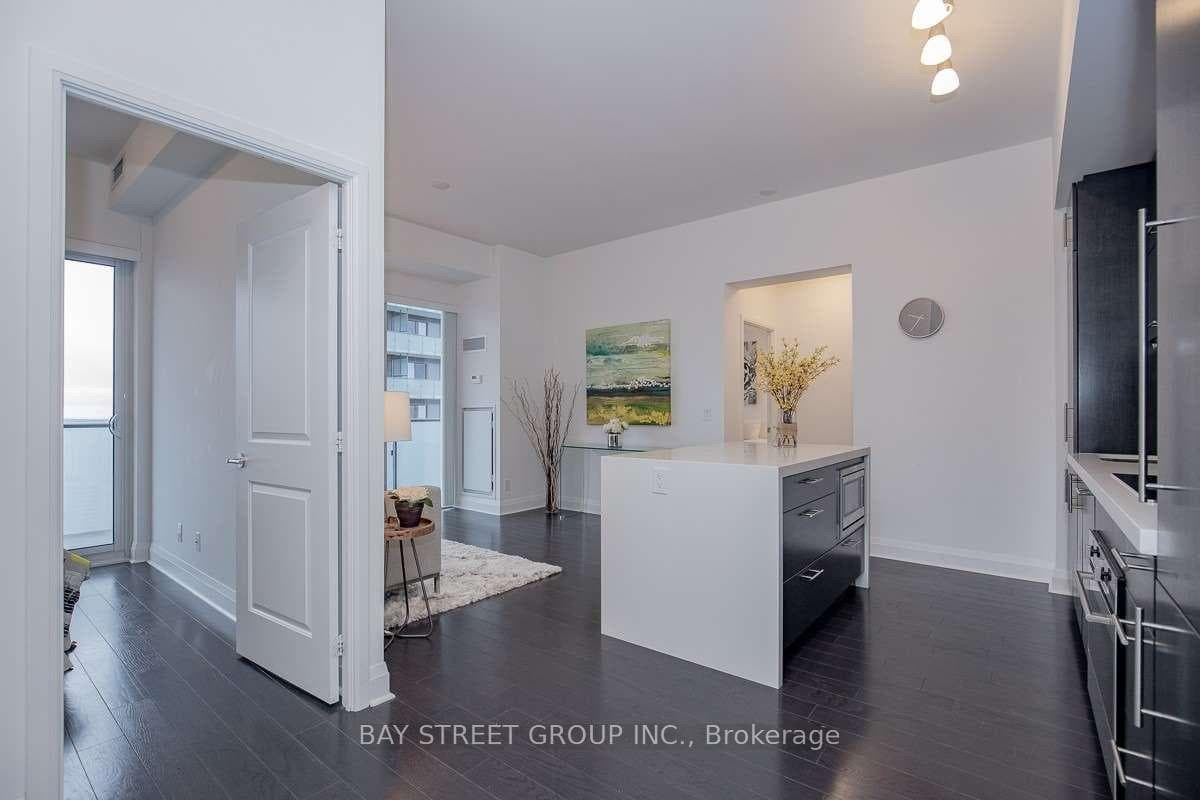 65 St Mary Street Unit 3609 photo 5