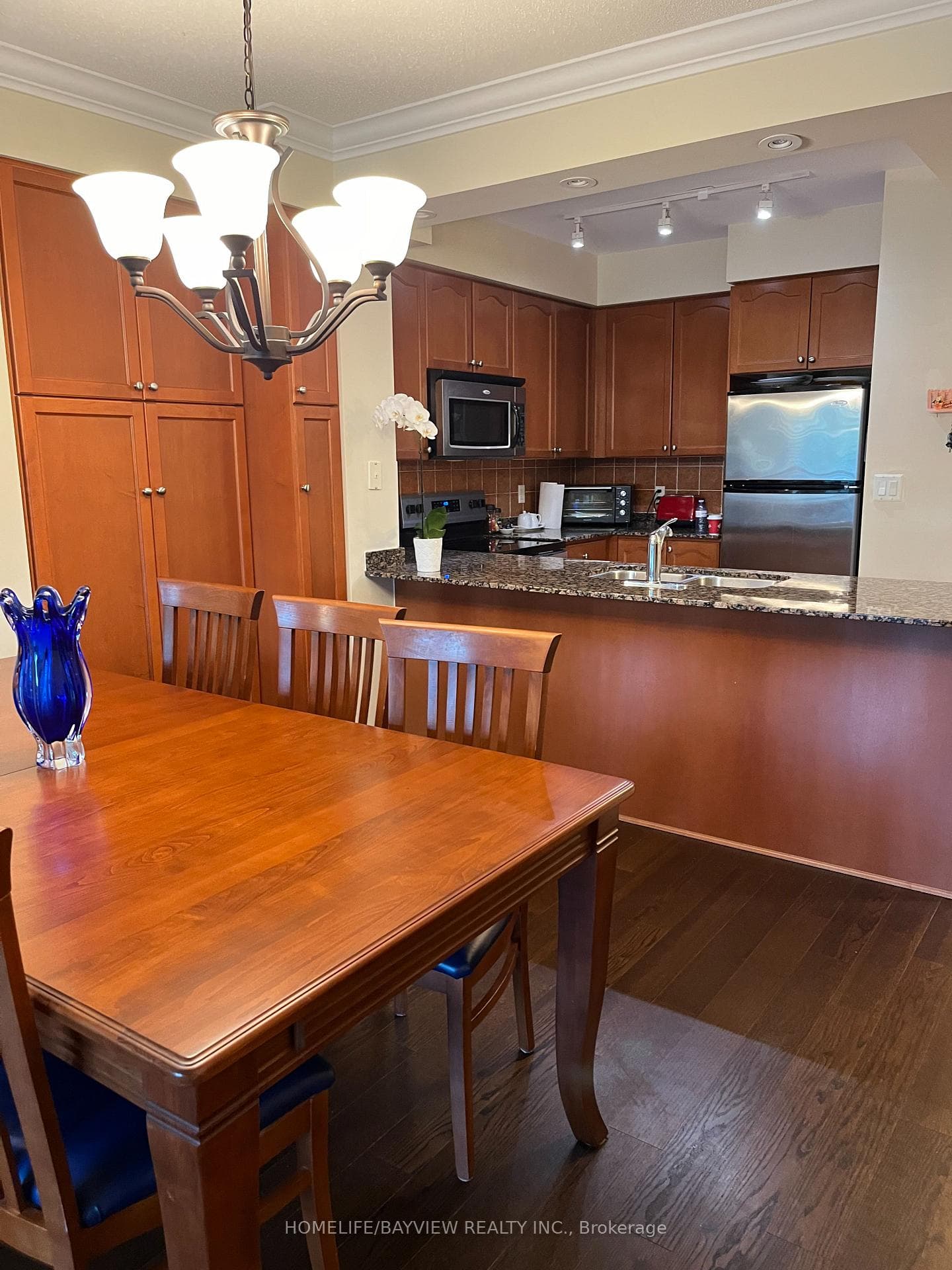 100 promenade Circle Unit 205 photo 10