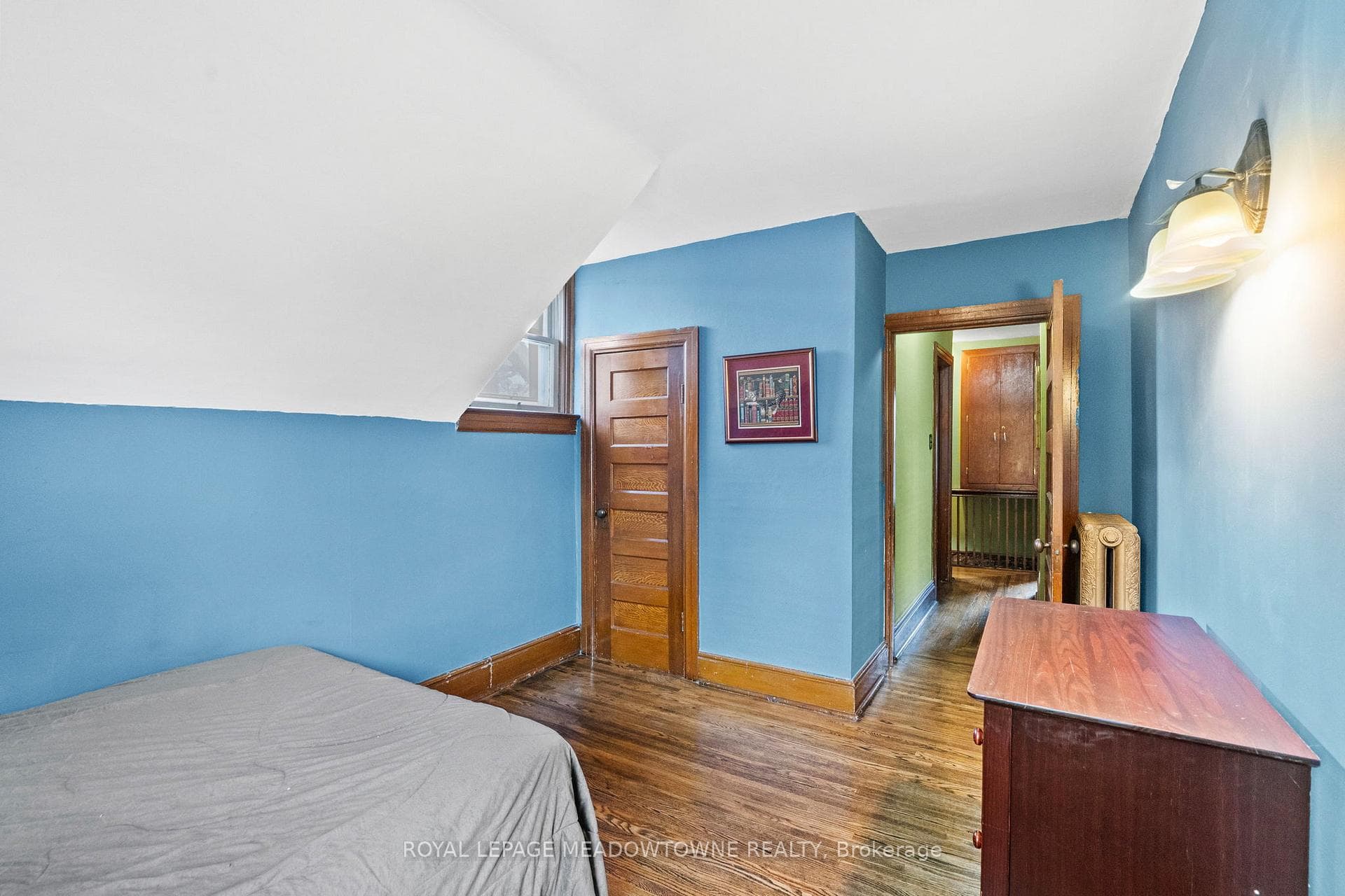 229 Queen Street photo 33
