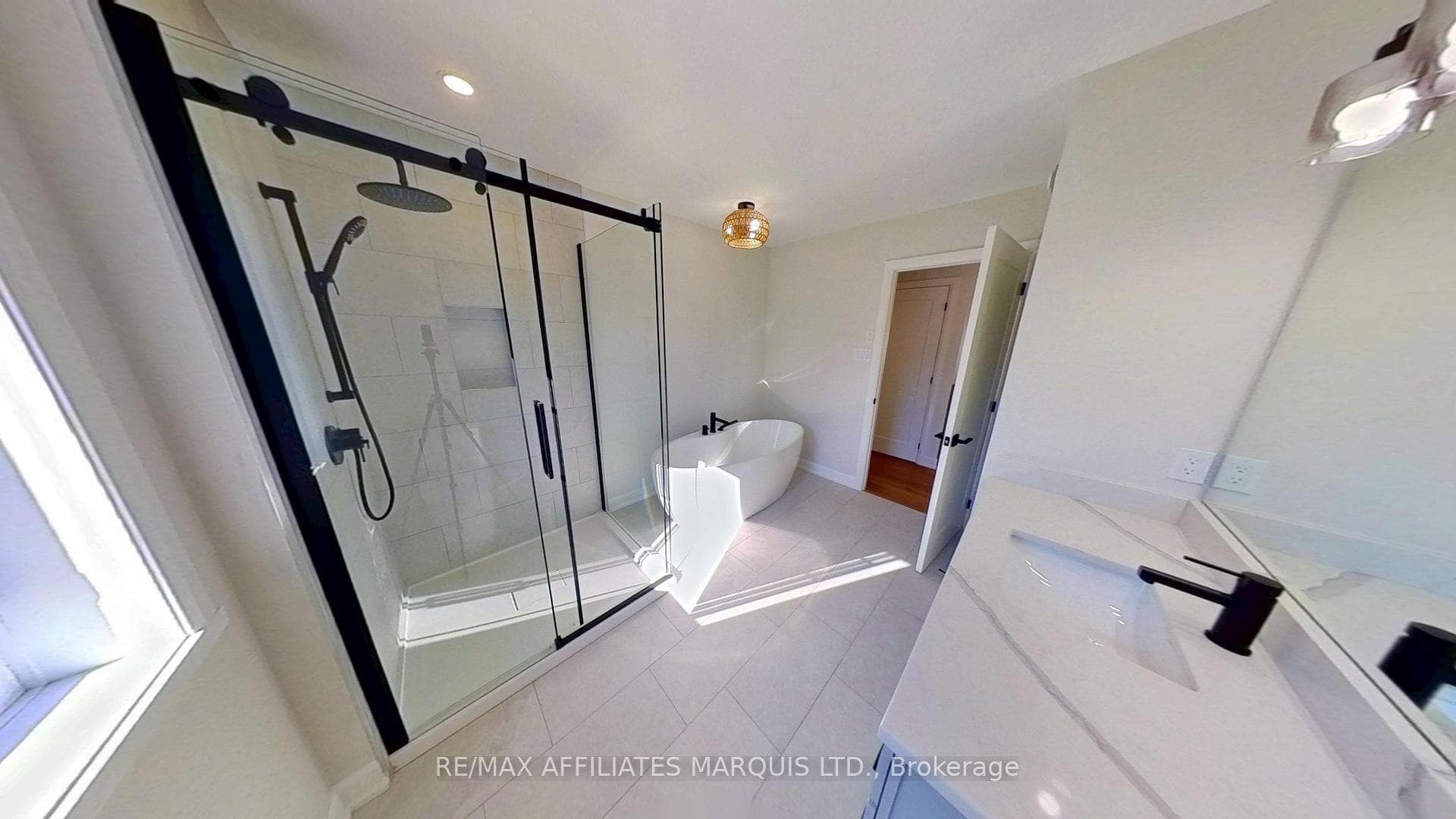 5 piece bath