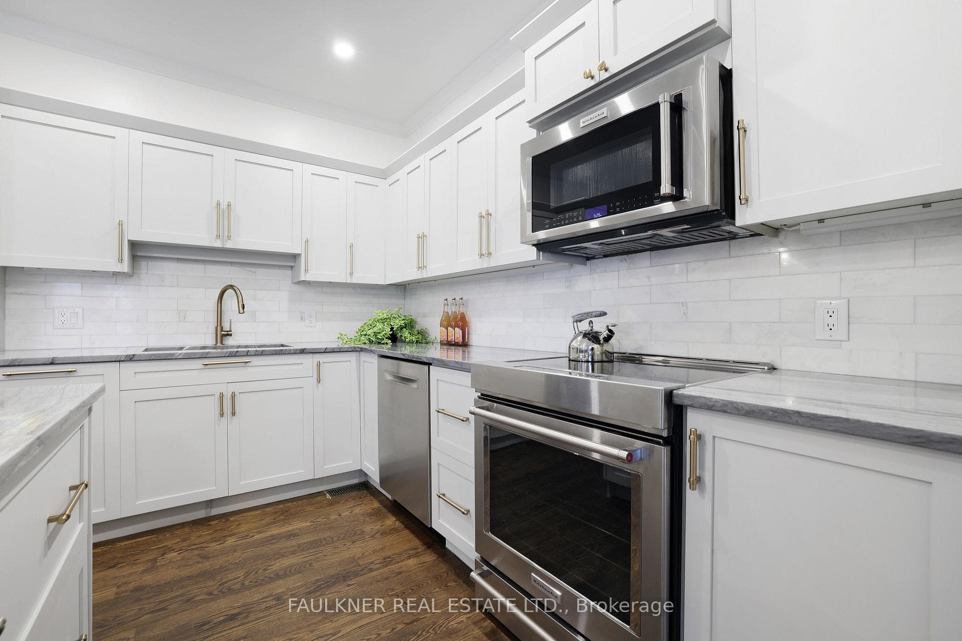 51 Kings Landing Private photo 19