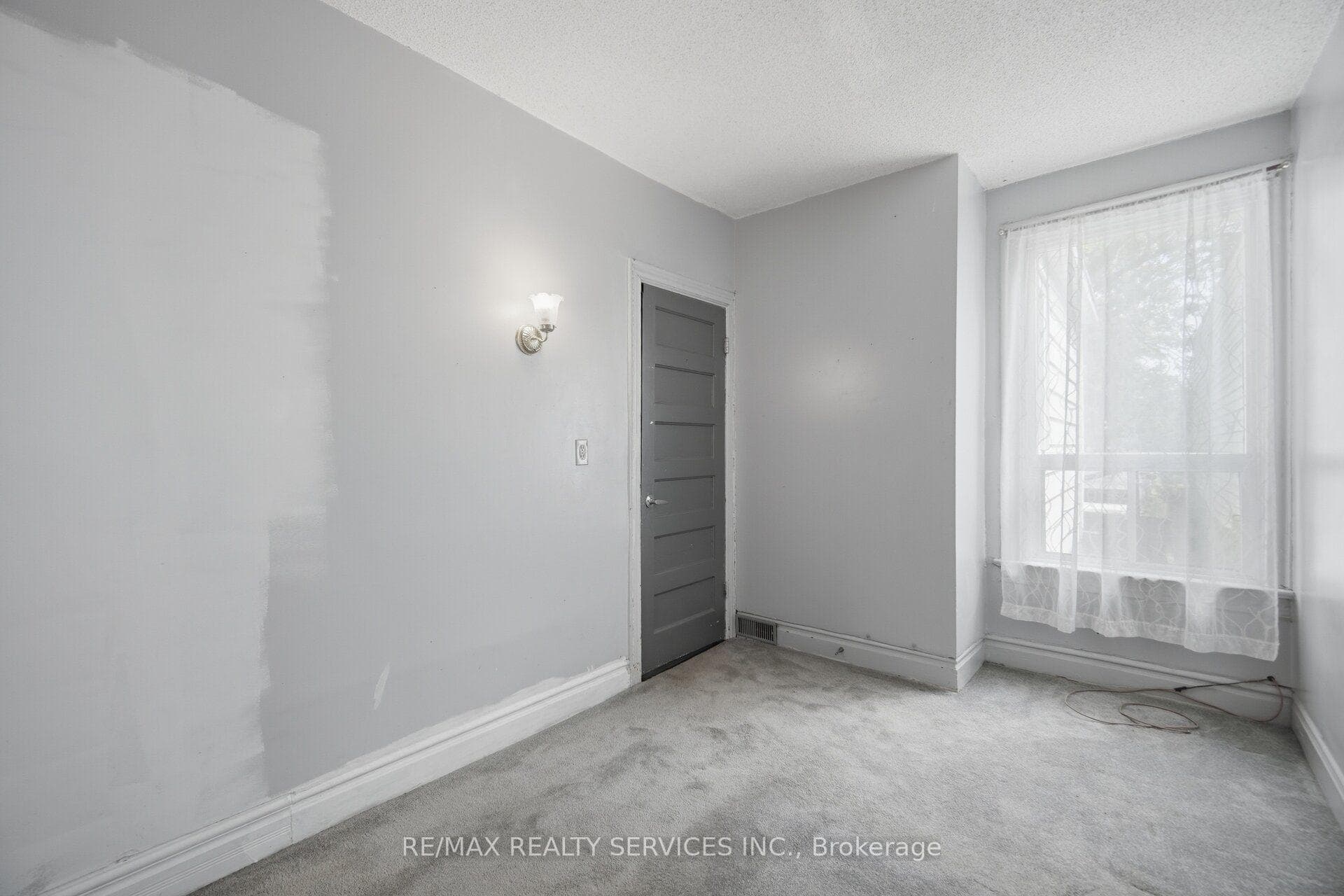 55 Morse Street photo 25