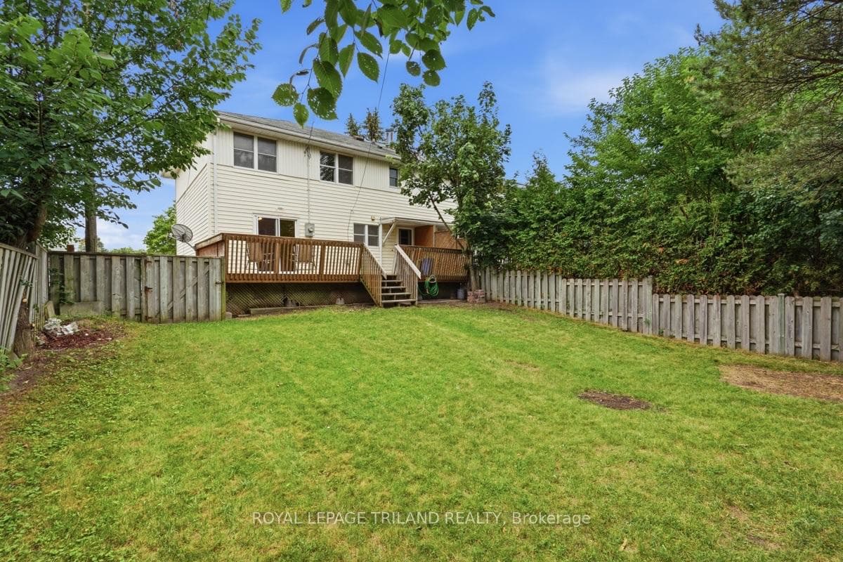 Spacious Backyard!