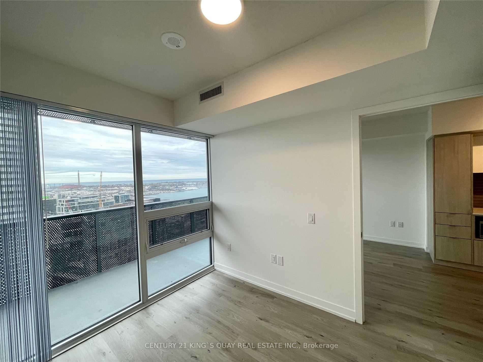 138 Downes Street Unit 3005 photo 12