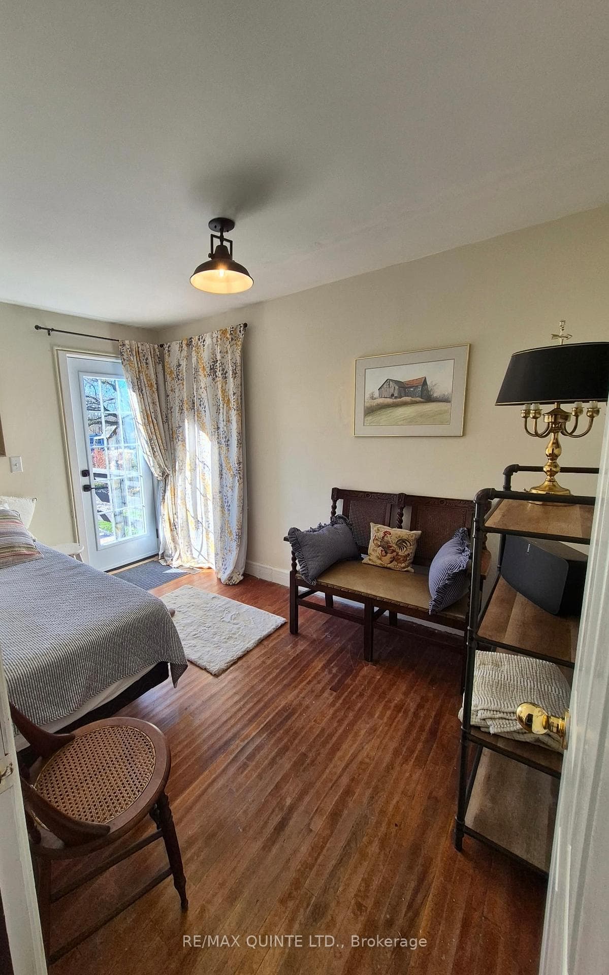 107 Ashley Street photo 28
