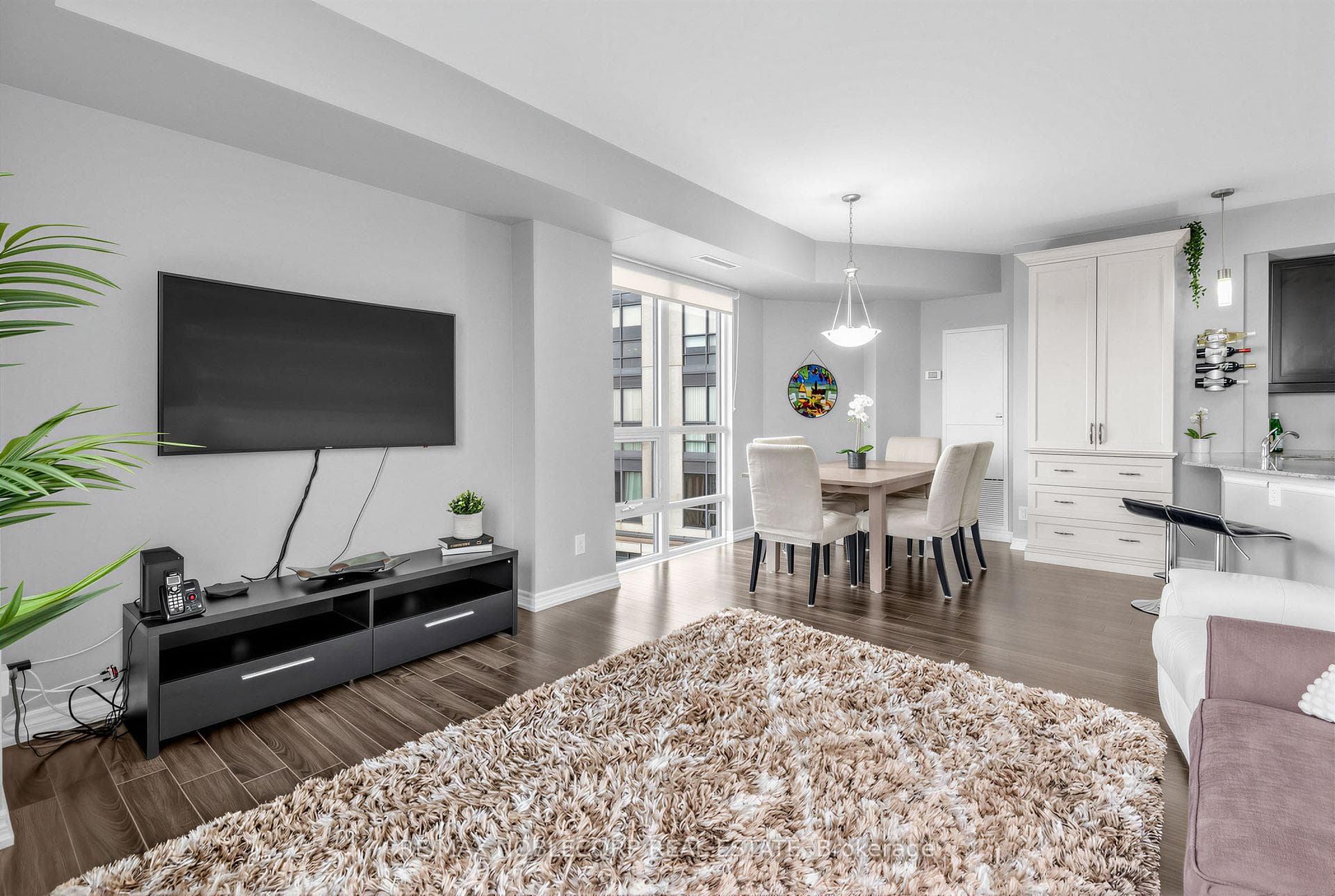 7730 Kipling Avenue Unit 610 photo 10