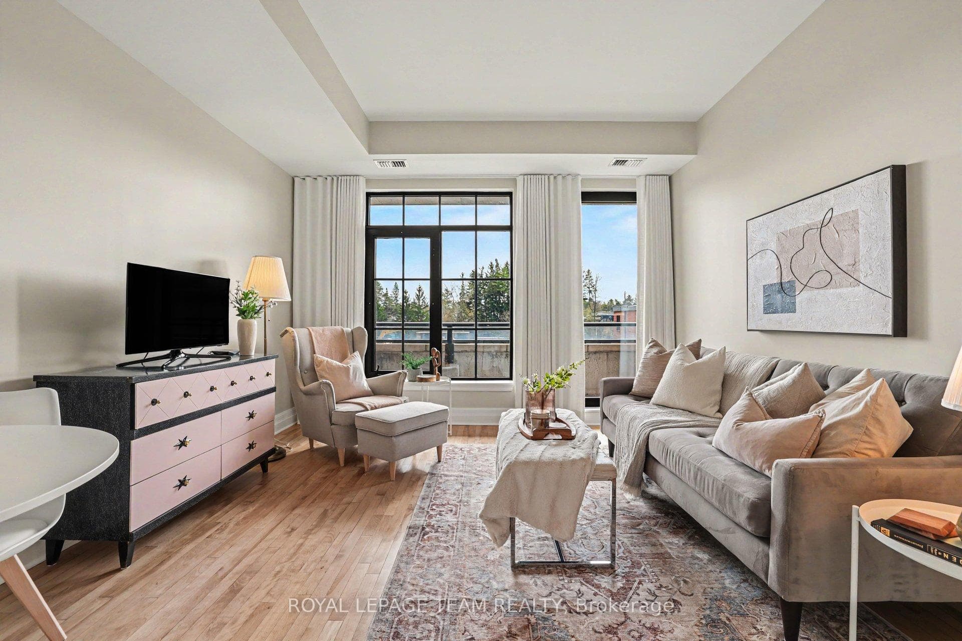 330 Loretta Avenue Unit 301 photo 13