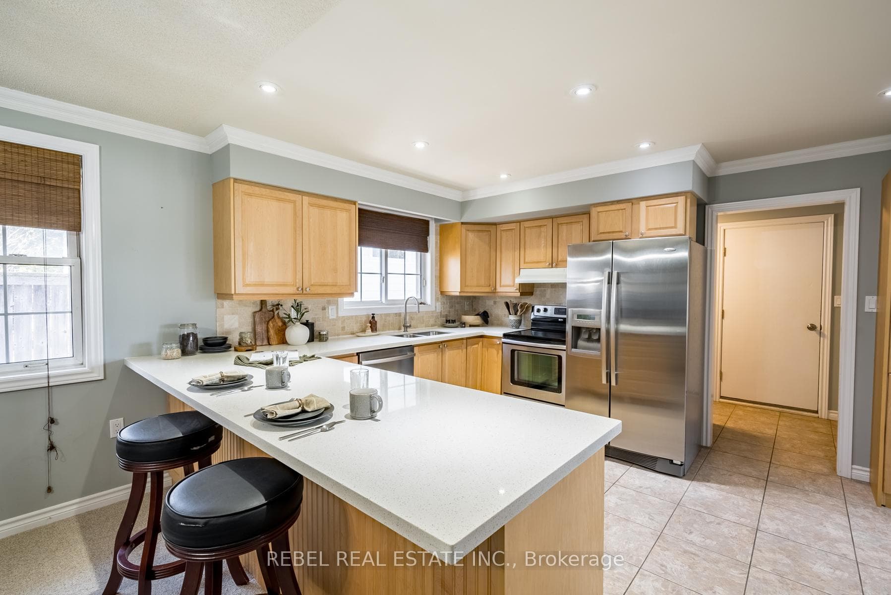 3 Meadowview Boulevard photo 10