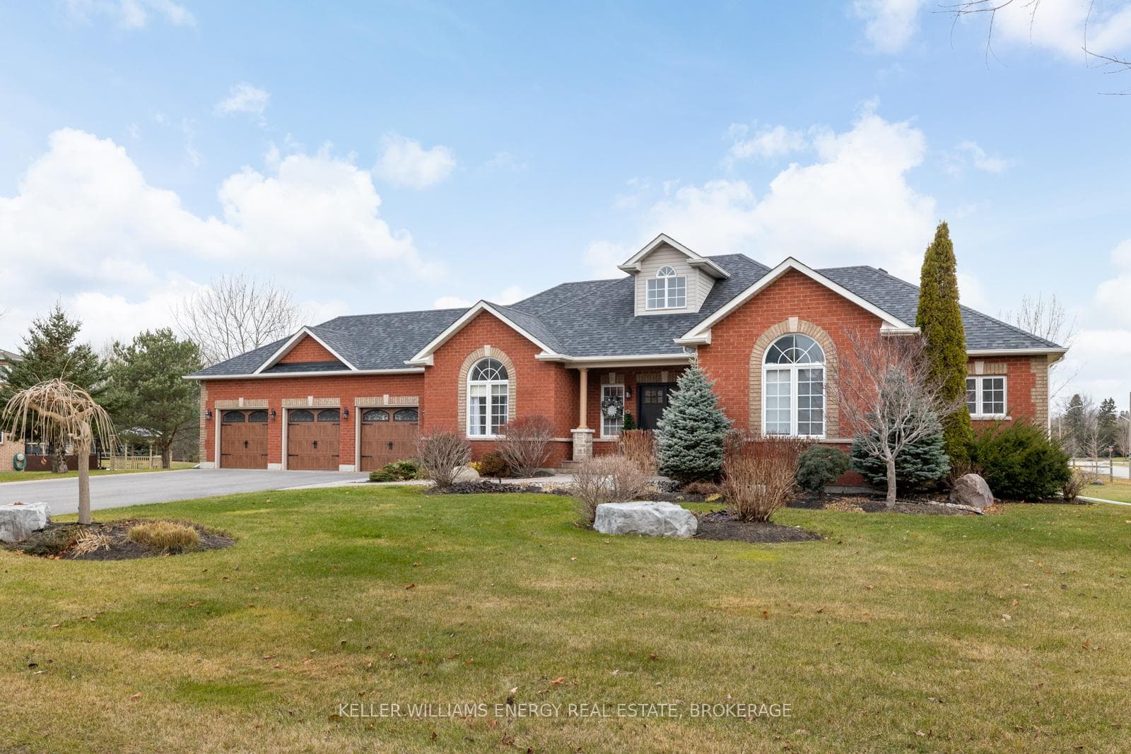 23 Brae Valley Court photo 2