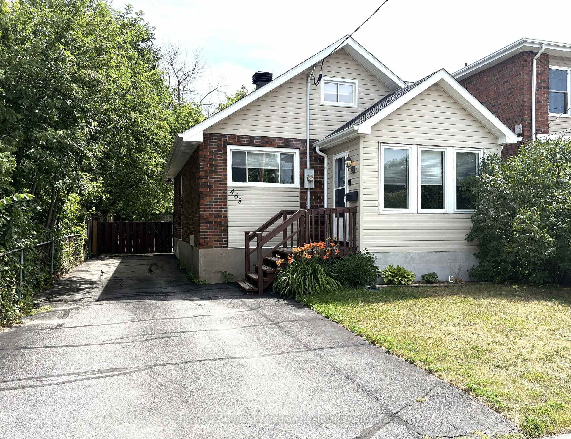 Welcome to 468 King St West.