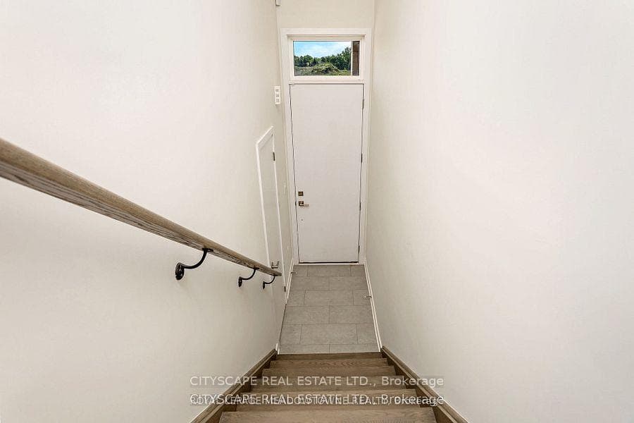 1359 Shevchenko Boulevard photo 4
