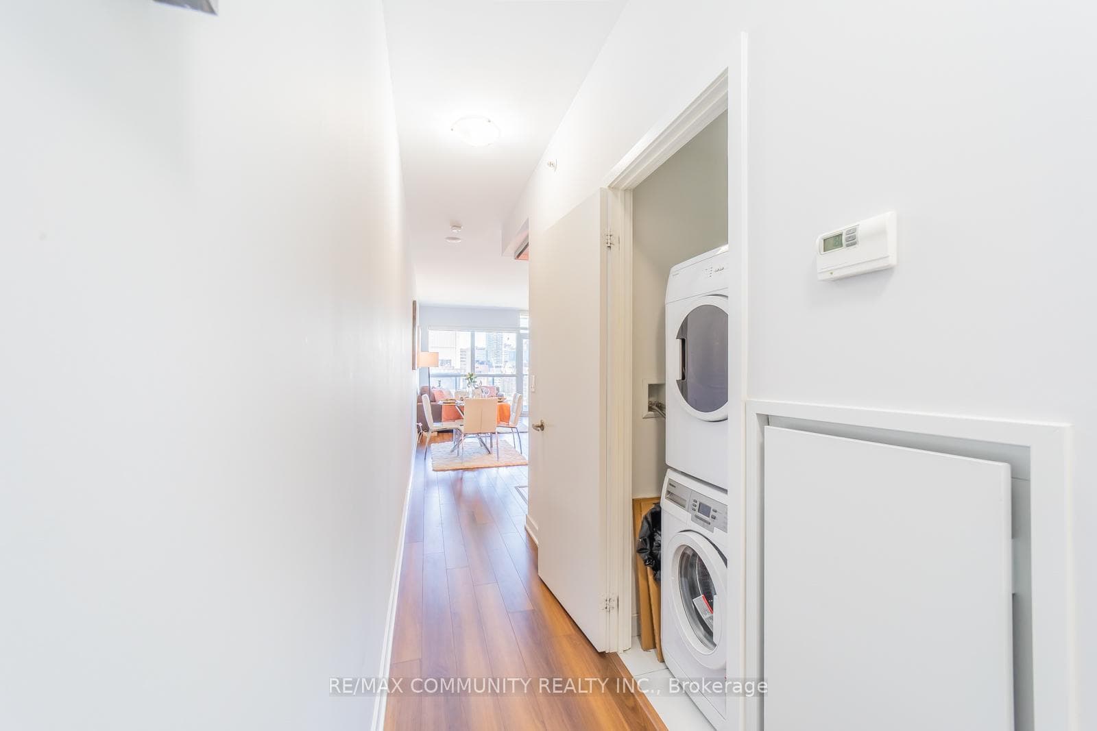 210 Simcoe Street Unit 1210 photo 23