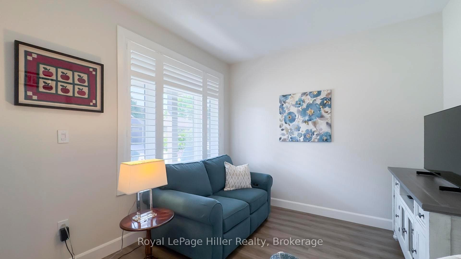 24 Upper Thames Lane Unit 3 photo 8