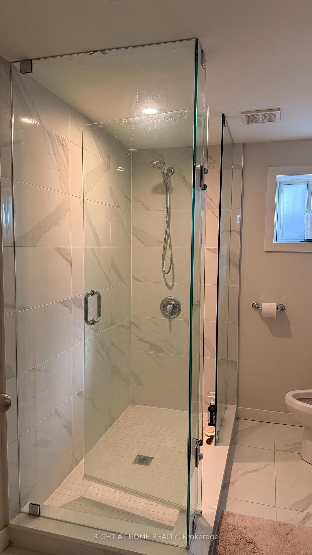 7673 Darcel Avenue Unit Bsmt photo 6
