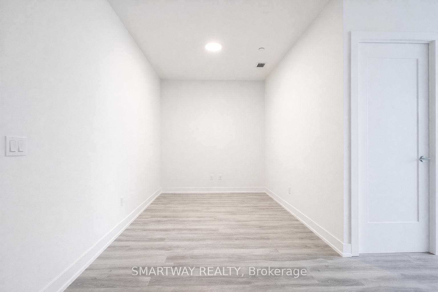 25 Cordova Avenue Unit 402 photo 31