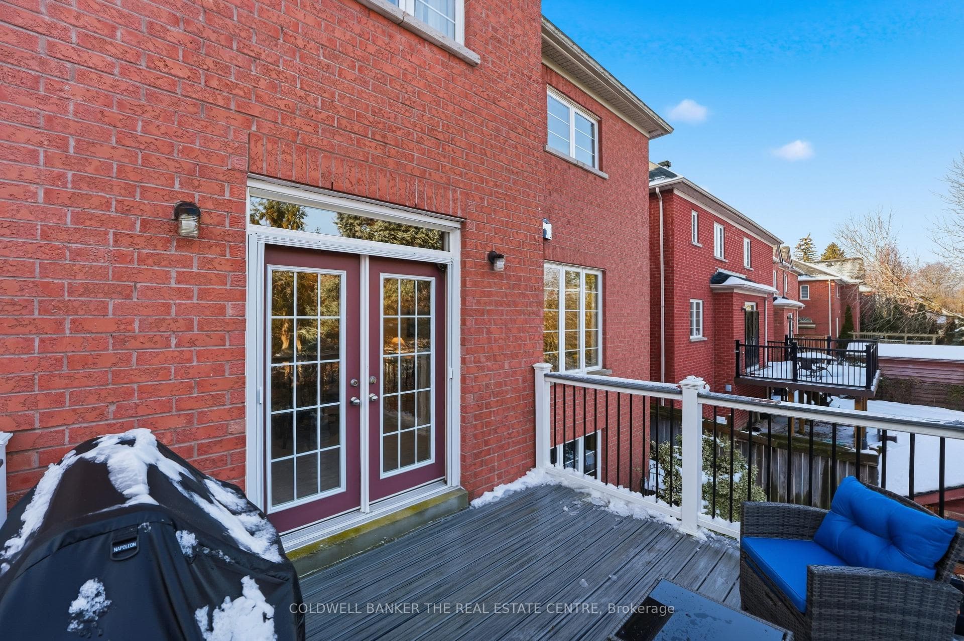 19 Deerhorn Crescent photo 23