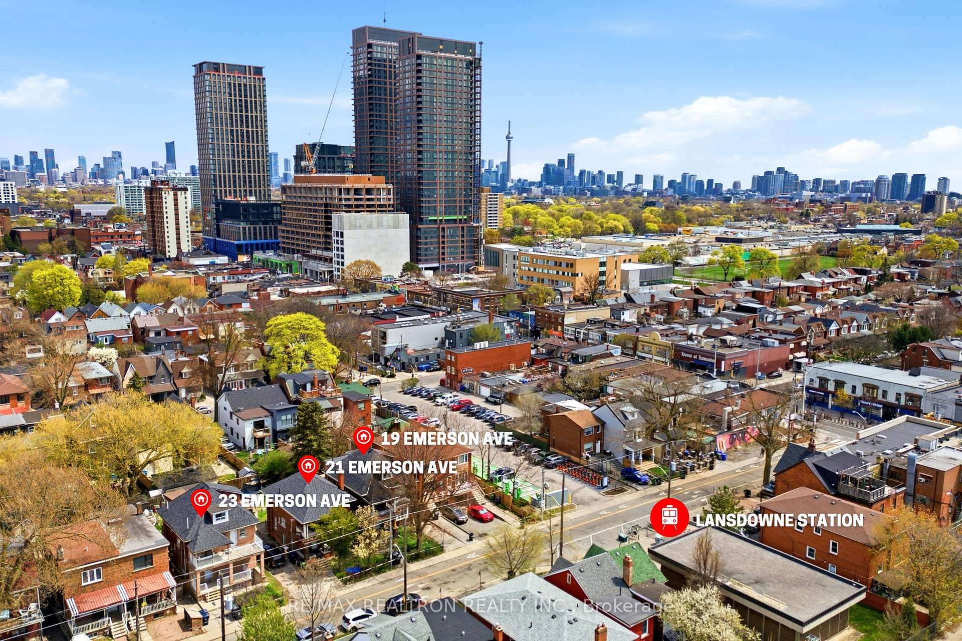 21 Emerson Avenue photo 1