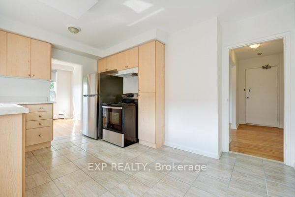 42 Meadowbrook Rd Road Unit Apt. 5 photo 1