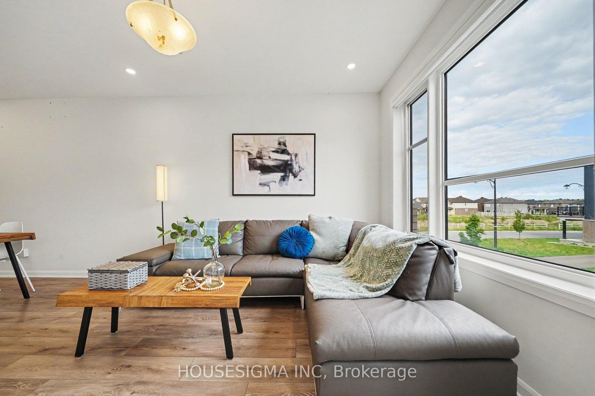 315 Raheen Court photo 14