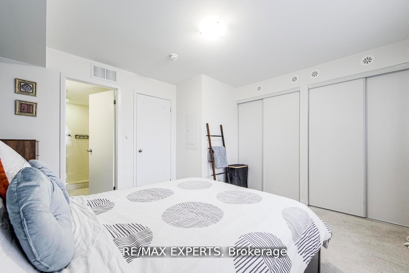 26 Bruce Street Unit C03 photo 33