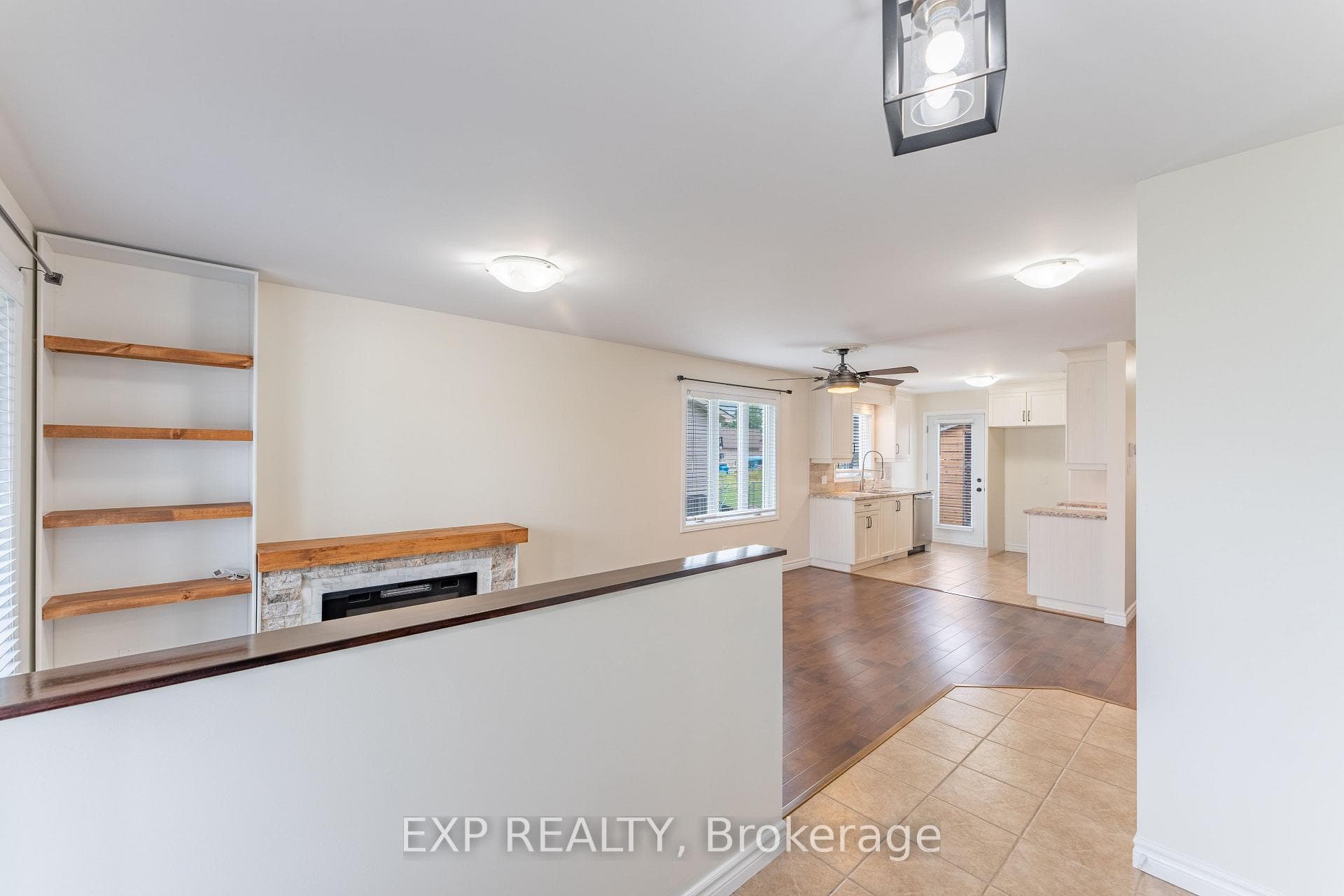 15 Gareau Crescent photo 8