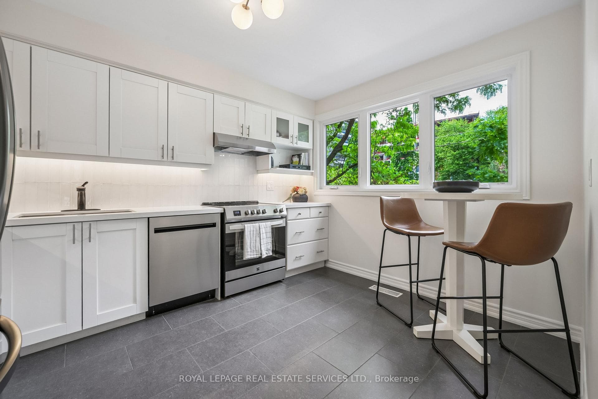 2222 Marine Drive Unit 1 photo 12