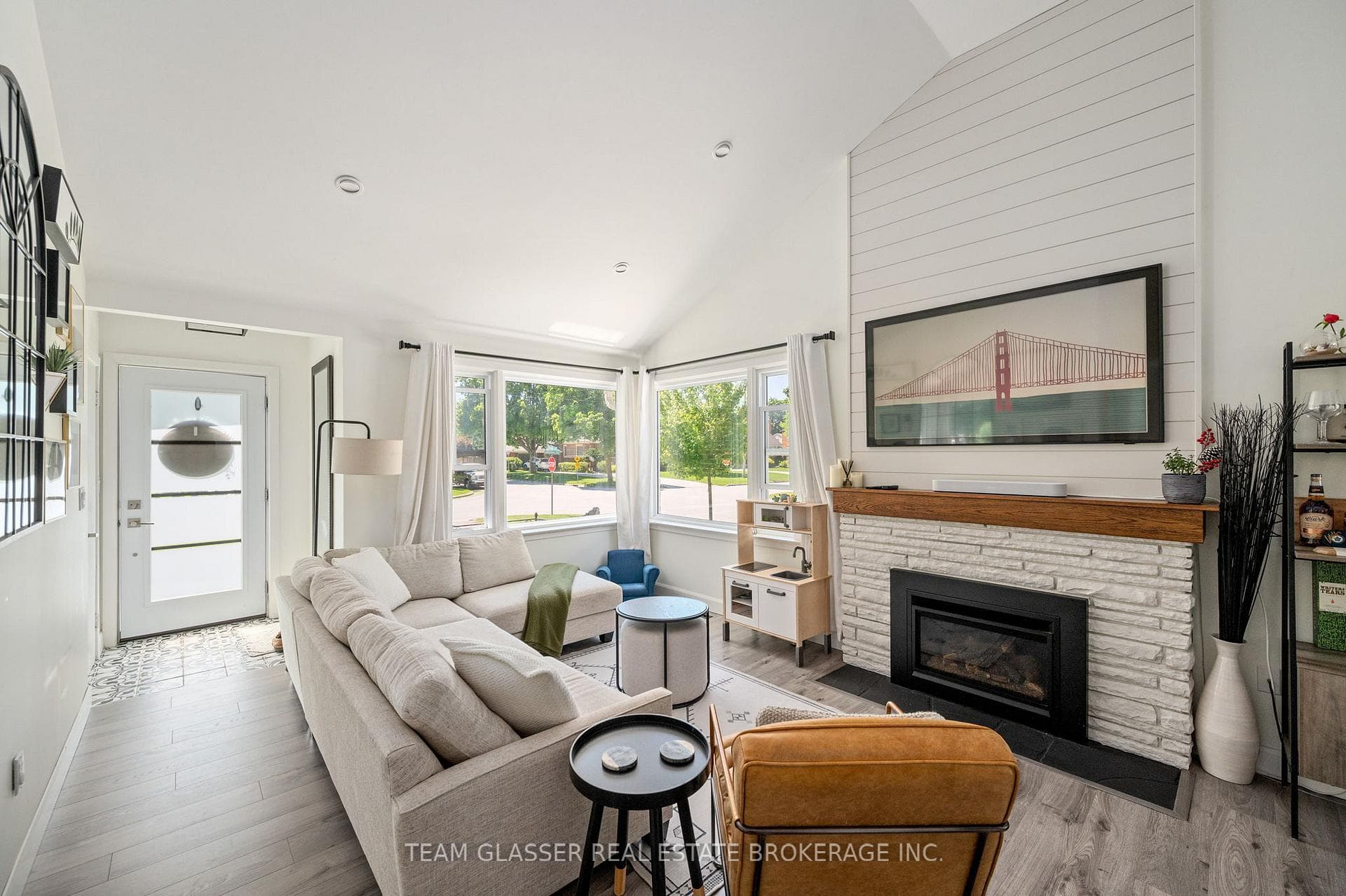 30 MARIANNA Drive photo 19