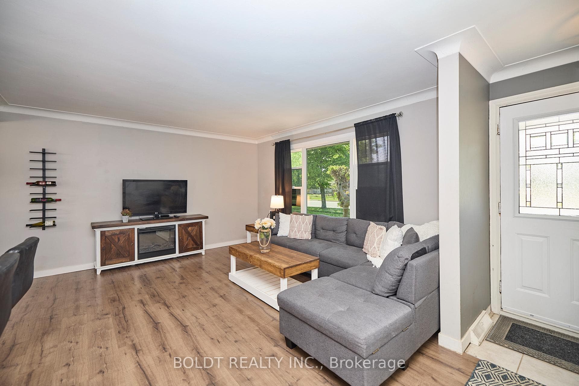 552 Lake Street photo 6