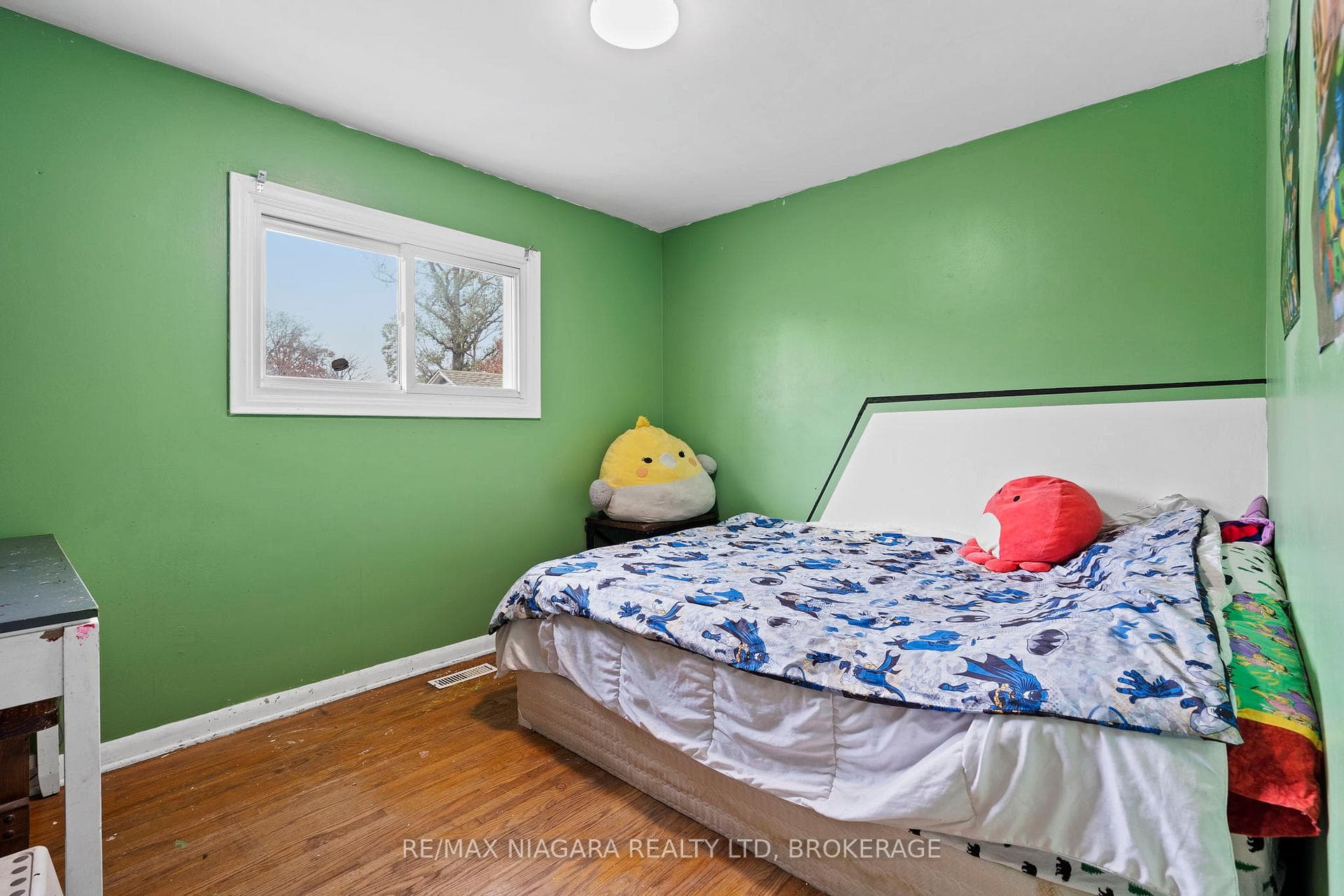 1 Woodside Drive photo 6