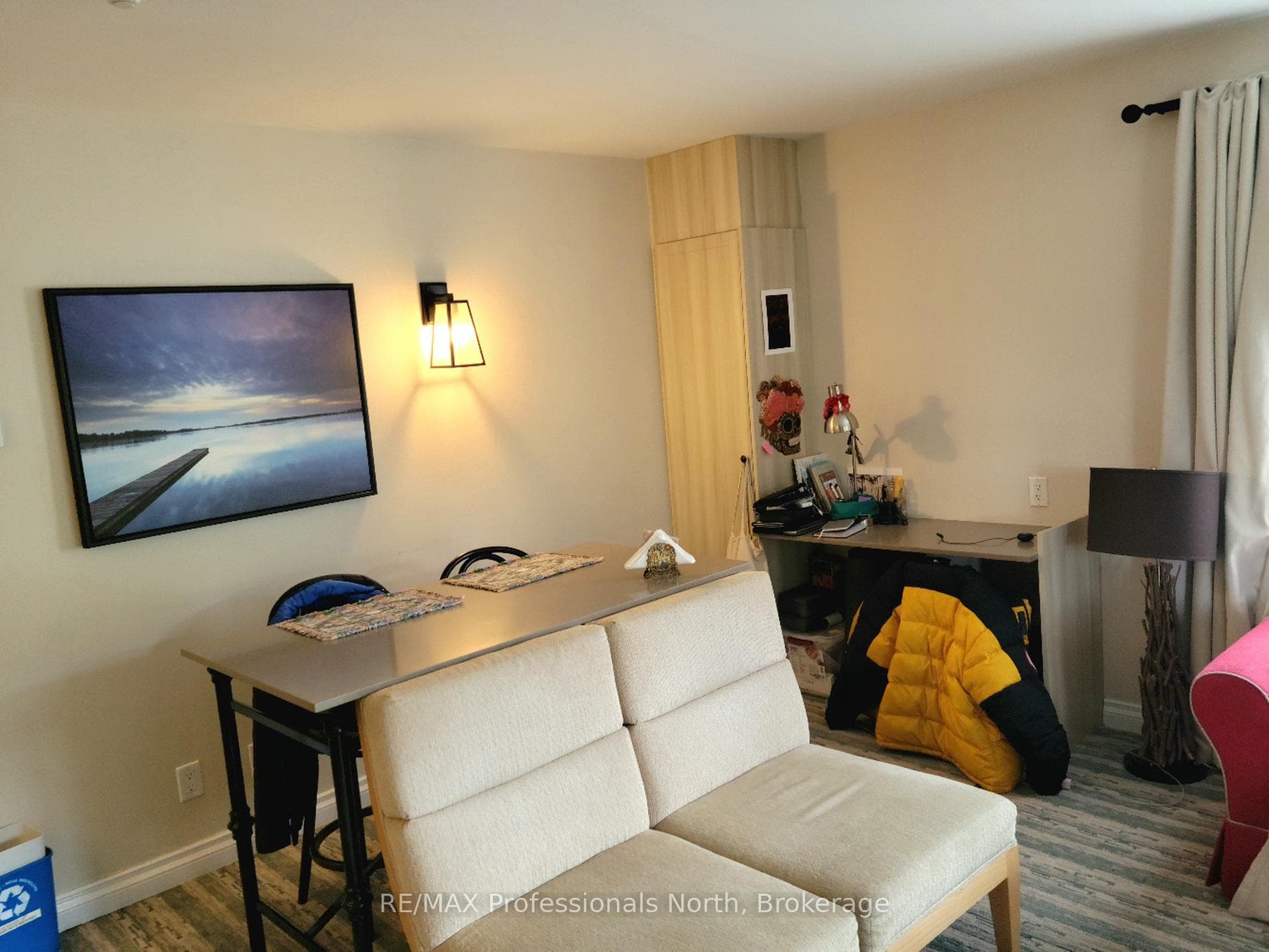 1235 Deerhurst Drive Unit 54-207 photo 6