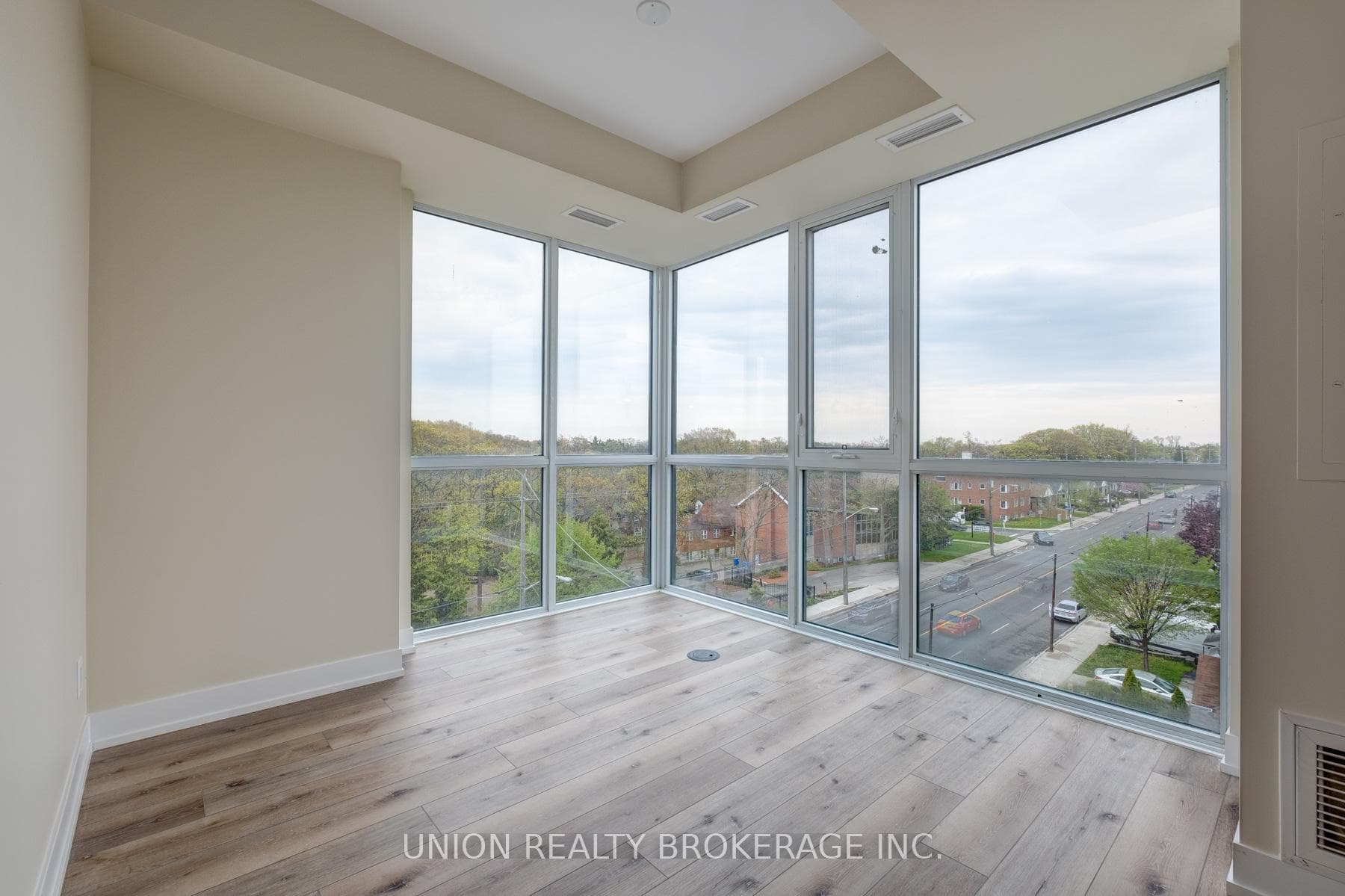1316 Kingston Road Unit 504 photo 11